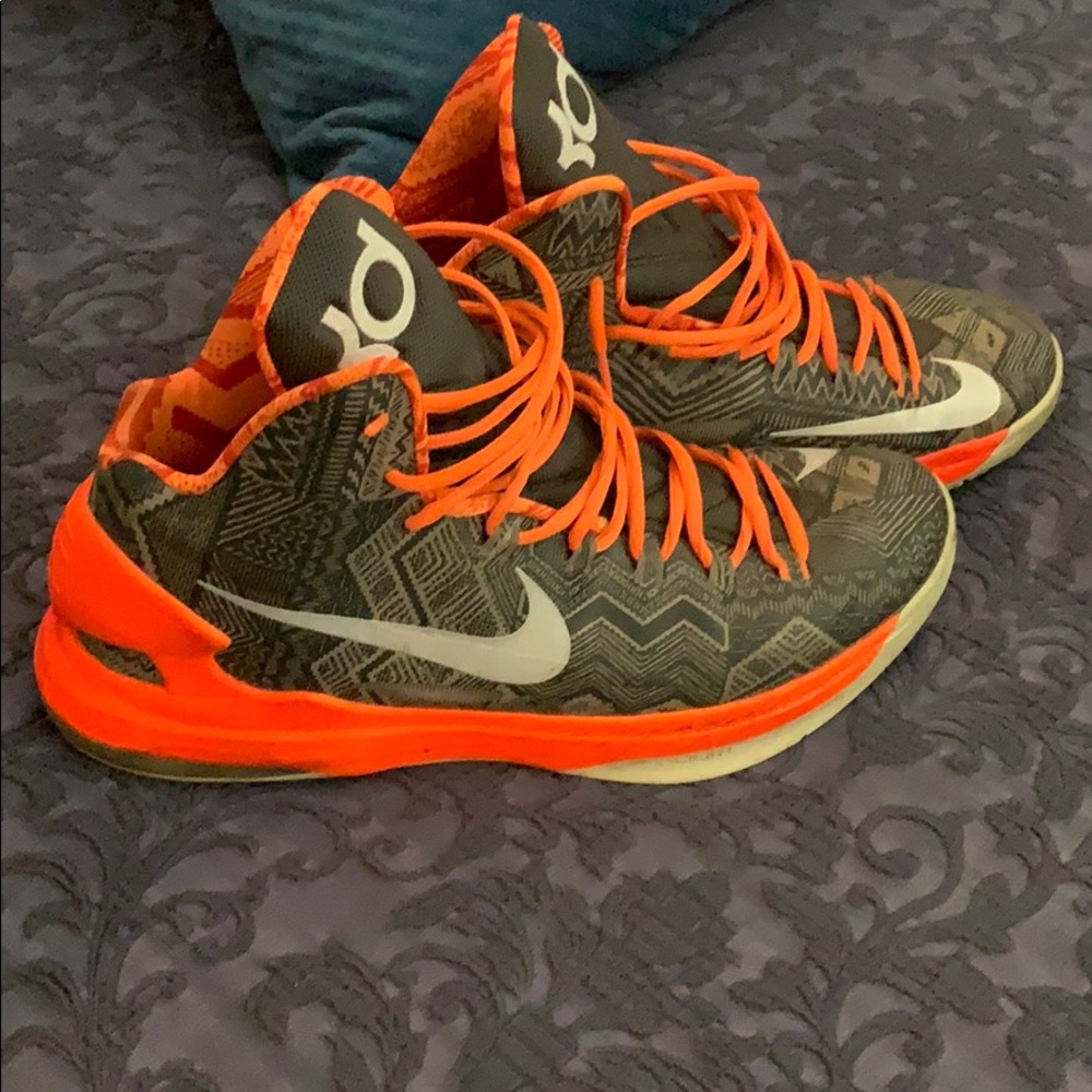 Men’s Nike High Top Tennis Shoes